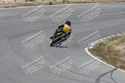 media/Apr-20-2025-AHRMA (Sun) [[393a79c373]]/Race/Group 5/Turn 4b/